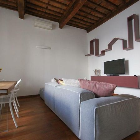 Tabacchi Luxury Apartment In Lucca Historical Center Near Toll Parking Exterior photo