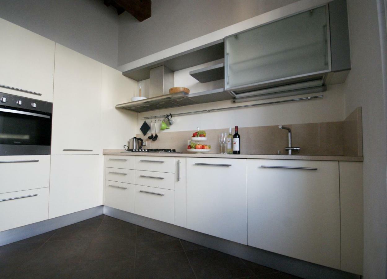 Tabacchi Luxury Apartment In Lucca Historical Center Near Toll Parking Exterior photo