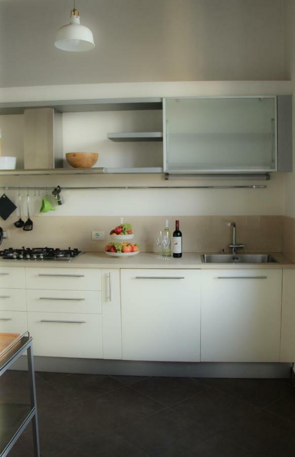 Tabacchi Luxury Apartment In Lucca Historical Center Near Toll Parking Exterior photo
