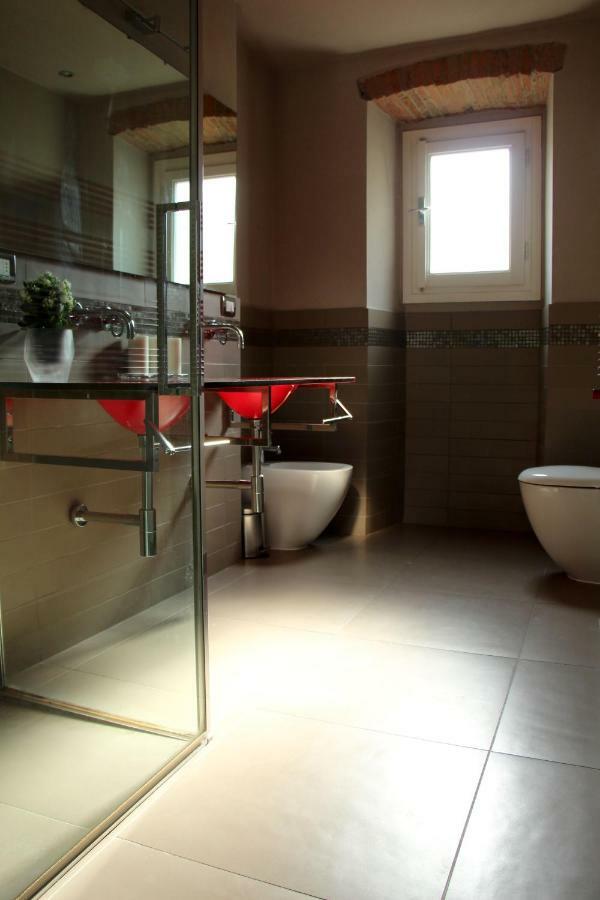 Tabacchi Luxury Apartment In Lucca Historical Center Near Toll Parking Exterior photo